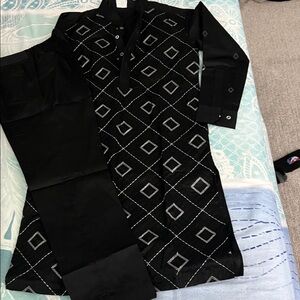 Black and Gray Patterned Kurta pajama Set (new) 10years